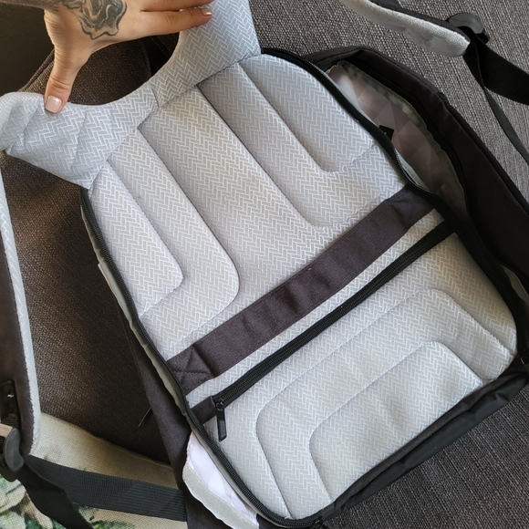 Zoom Computer Bookbag - Picture 11 of 13